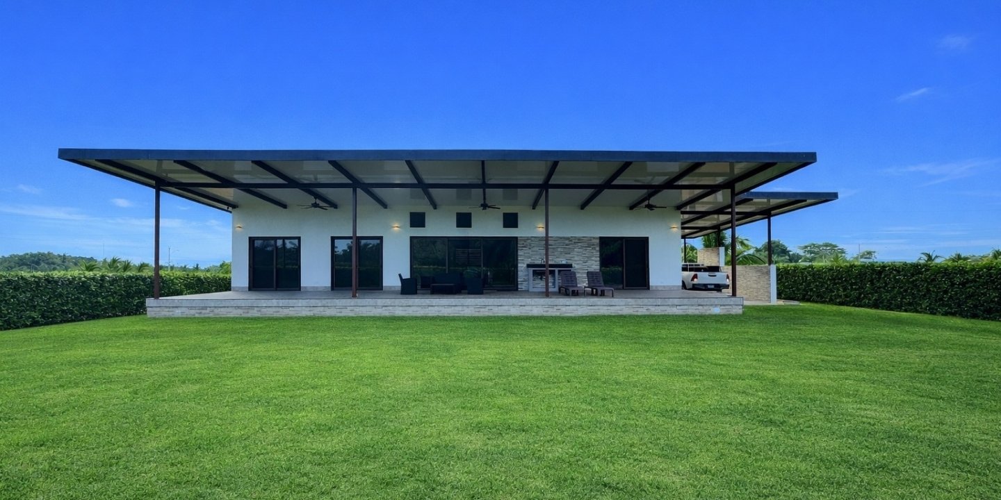 Coco Beach Modular Home Villa 01